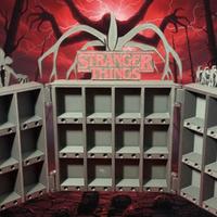 Espositore FunkoPop KinderJoy Stranger Things