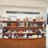 Scaffalature complete di mensole