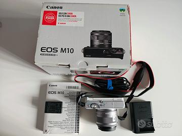 Canon M10 + obiettivo EF-M 15-45 