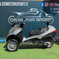 Piaggio MP3 LT PATENTE B