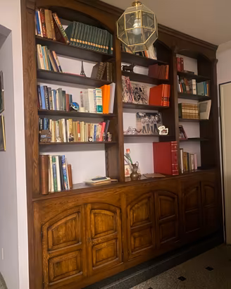 Libreria in legno di rovere