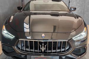 Maserati Ghibli V6 Diesel Gransport