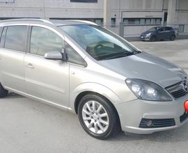 Opel Zafira 1.9 CDTI 120CV Cosmo 7 POSTI