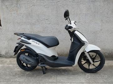 Piaggio Liberty S 50 - Bianco
