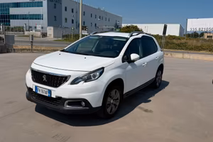 Peugeot 2008 BlueHDi 100 Allure
