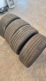 4 pneumatici Bridgestone Potenza misura 225/40 r18
