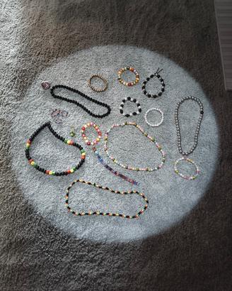 bracciali e collane 