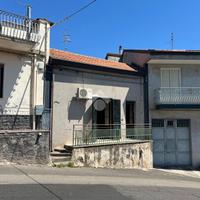 CASA INDIPENDENTE A GIARRE