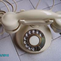 Telefono fisso in bachelite