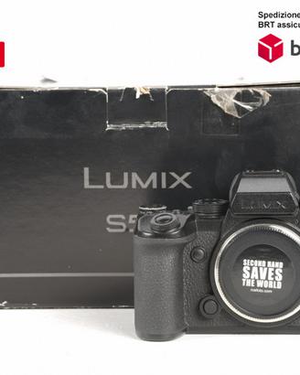 Panasonic S5 IIX