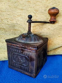 Antico macina caffè 3 Spade