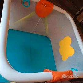Box Brevi con materassino  pari al nuovo