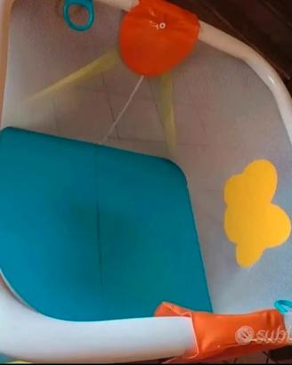 Box Brevi con materassino  pari al nuovo