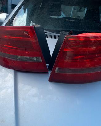 FARI POSTERIORI AUDI A4 SW ANNO:2009