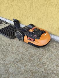 Robot tosaerba Worx Landroid WR 155 E