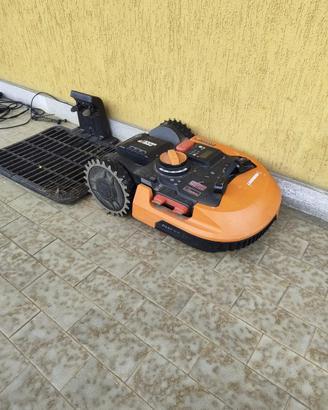 Robot tosaerba Worx Landroid WR 155 E