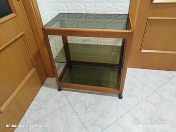 Mobiletto con ruote 
