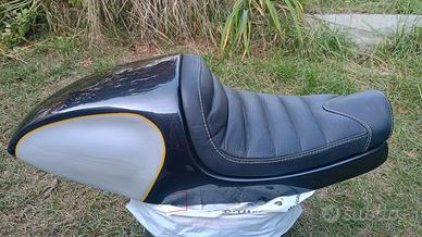 Sella monoposto per Triumph Thruxton 1200