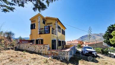 CASA INDIPENDENTE A MONREALE