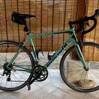 Bici da corsa taglia M marca Bianchi