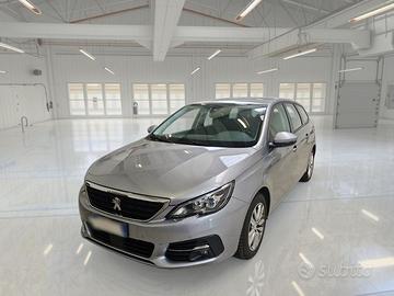 PEUGEOT 308 SW BUSINESS BLUEHDI 130 EAT8 SES AUT. 