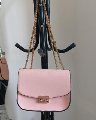 borsa con tracolla rosa