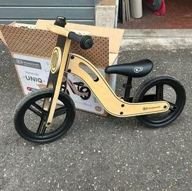 Bicicletta kinderkraft in legno senza pedali