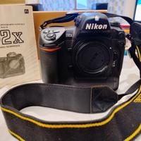 Fotocamera reflex digitale Nikon D2X, 24639 scatti