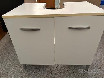 Mobile bagno con specchio