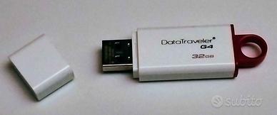 SU MESSINA SCHEDA SD DATA/TRAVELER 32 GB