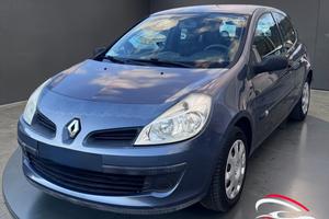 Renault Clio 1.2 16V 3 porte Luxe