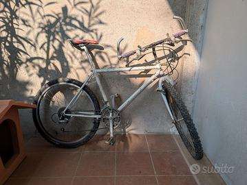 Mountain bike MTB cambio Shimano 26"