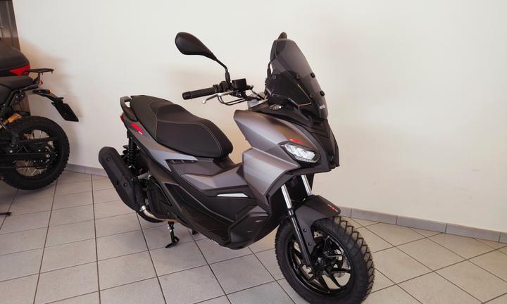 Aprilia SR GT 125 PROMOZIONE E PRONTA CONSEGNA