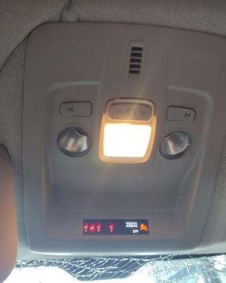 Plafoniera anteriore CITROEN C4 CACTUS del 2018