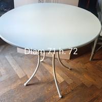 Tavolo tondo da esterni in metallo bianco