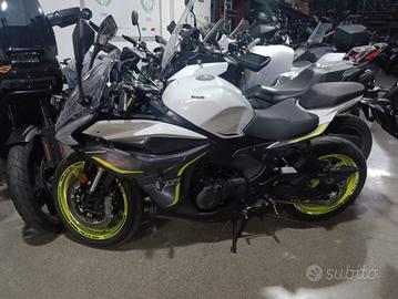 Benelli TORNADO 550 FINANZIABILE NO ANTICIPO NO BU