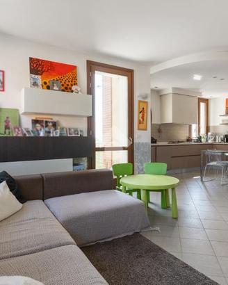 4 LOCALI A IMOLA