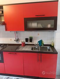 cucina componibile  completa di elettrodomestici 