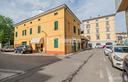 locale-commerciale-con-attivita-di-lavanderia-a-ma