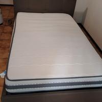 Letto una piazza e mezza con contenitore