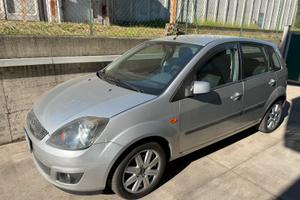 Ford Fiesta 1.2 benzina Euro 4 (NEOPATENTATI)