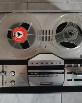 Registratore a nastro Grundig vintage da testare 