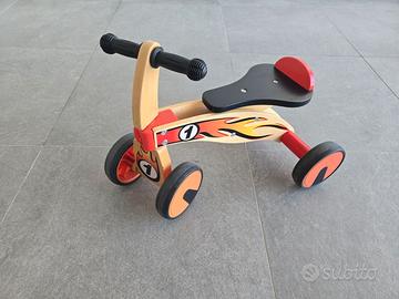 Triciclo in Legno naturale senza Pedali