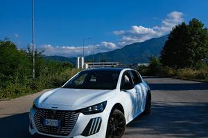 peugeot 208 gt 100cv  mk2 my 2025