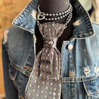 Vravatta da donna Versace YSL