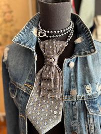 Vravatta da donna Versace YSL