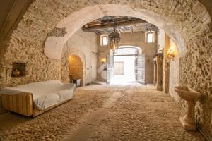 MULTILOCALE A TORRI IN SABINA