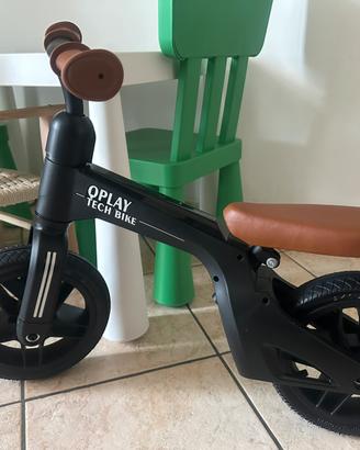 Bicicletta senza pedali