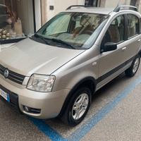 Fiat Panda 4x4 1.3mjet 69cv climbing