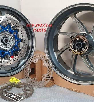 YAMAHA R1 CERCHI FORGIATI SUPERBIKE PVM DISCHI RM2